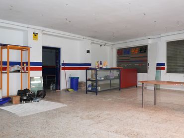 Local comercial en venda a de Capuchinos