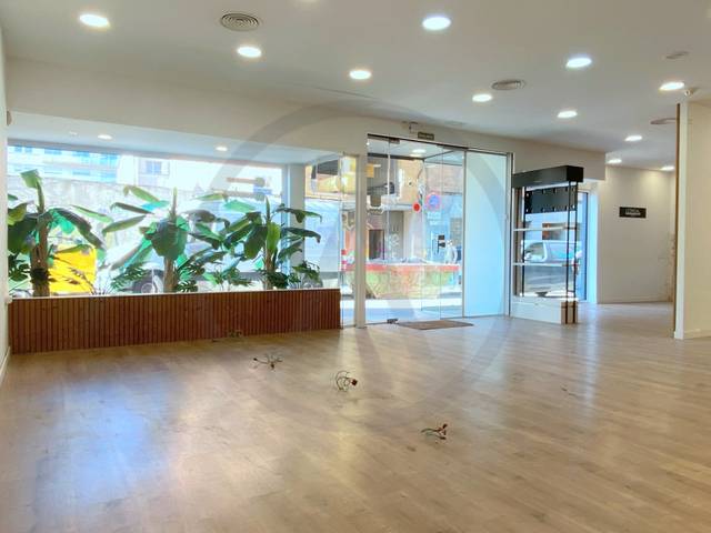 Local comercial en Alquiler en Carrer de la Cisterna, 31 en Barri del Centre