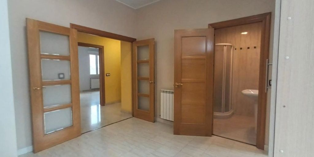 Flat for sale in  Madrid Capital  with Air Conditioner, Heating and Private garden