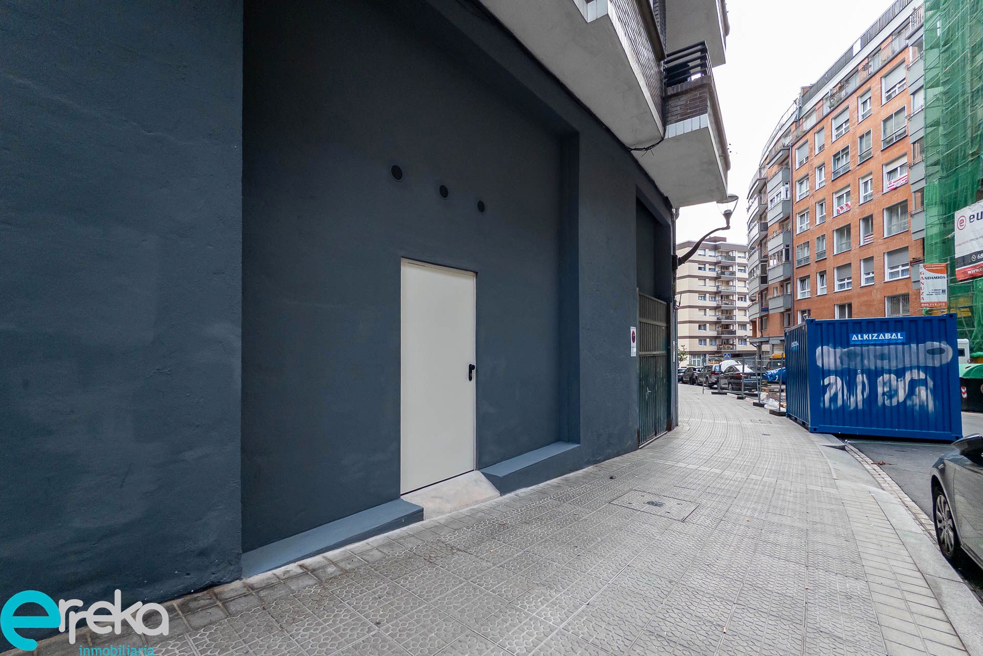 Exterior view of Box room for sale in Bilbao 