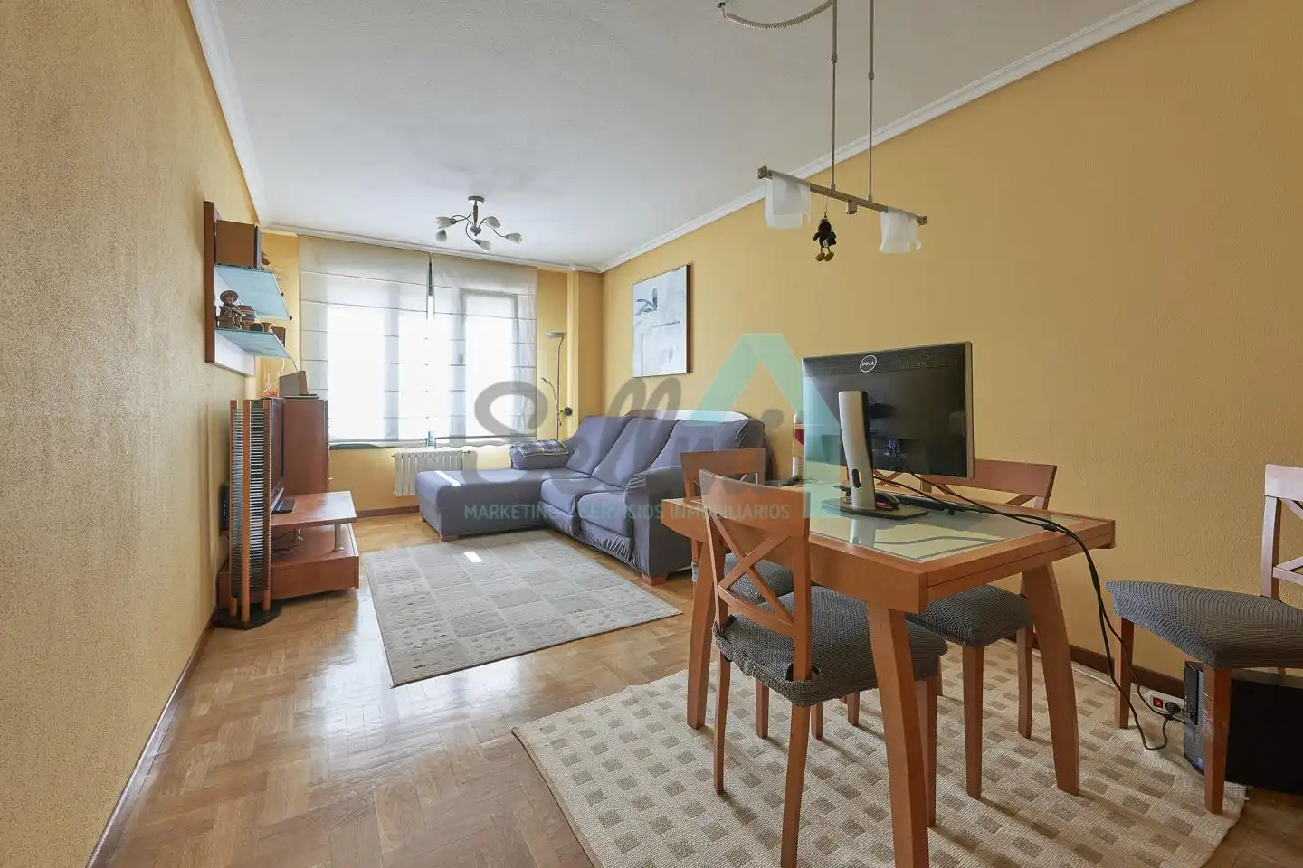 Flat for rent in Corín Tellado, Viesques