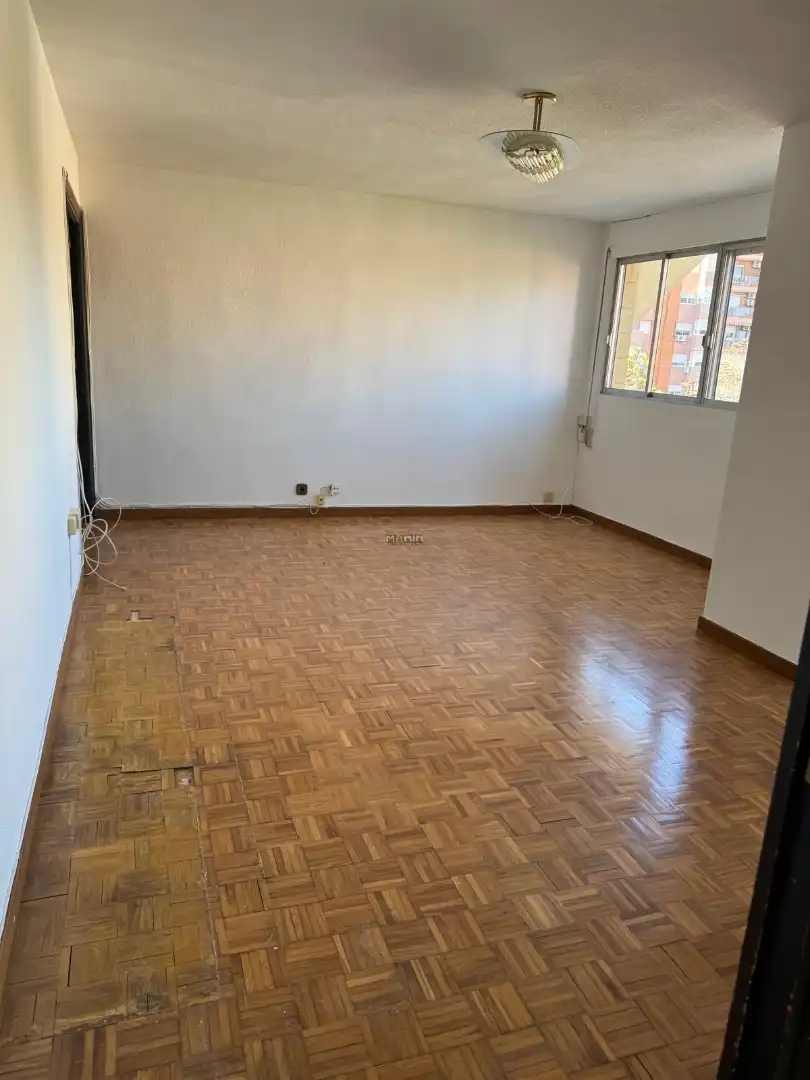 Habitación de Piso en venta en Murcia con Parquet, Trastero y Horno