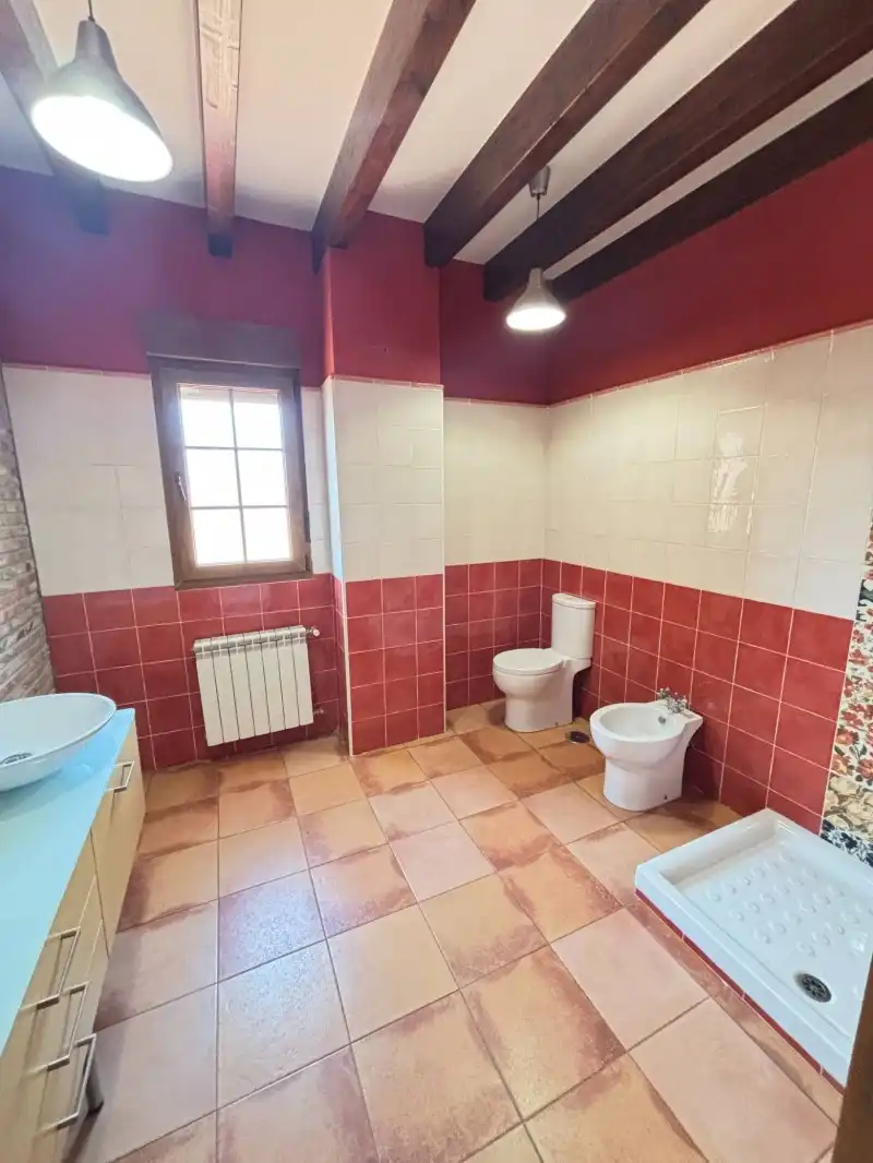 Baño de Casa o chalet en venta en Santander con Calefacción, Trastero y Piscina