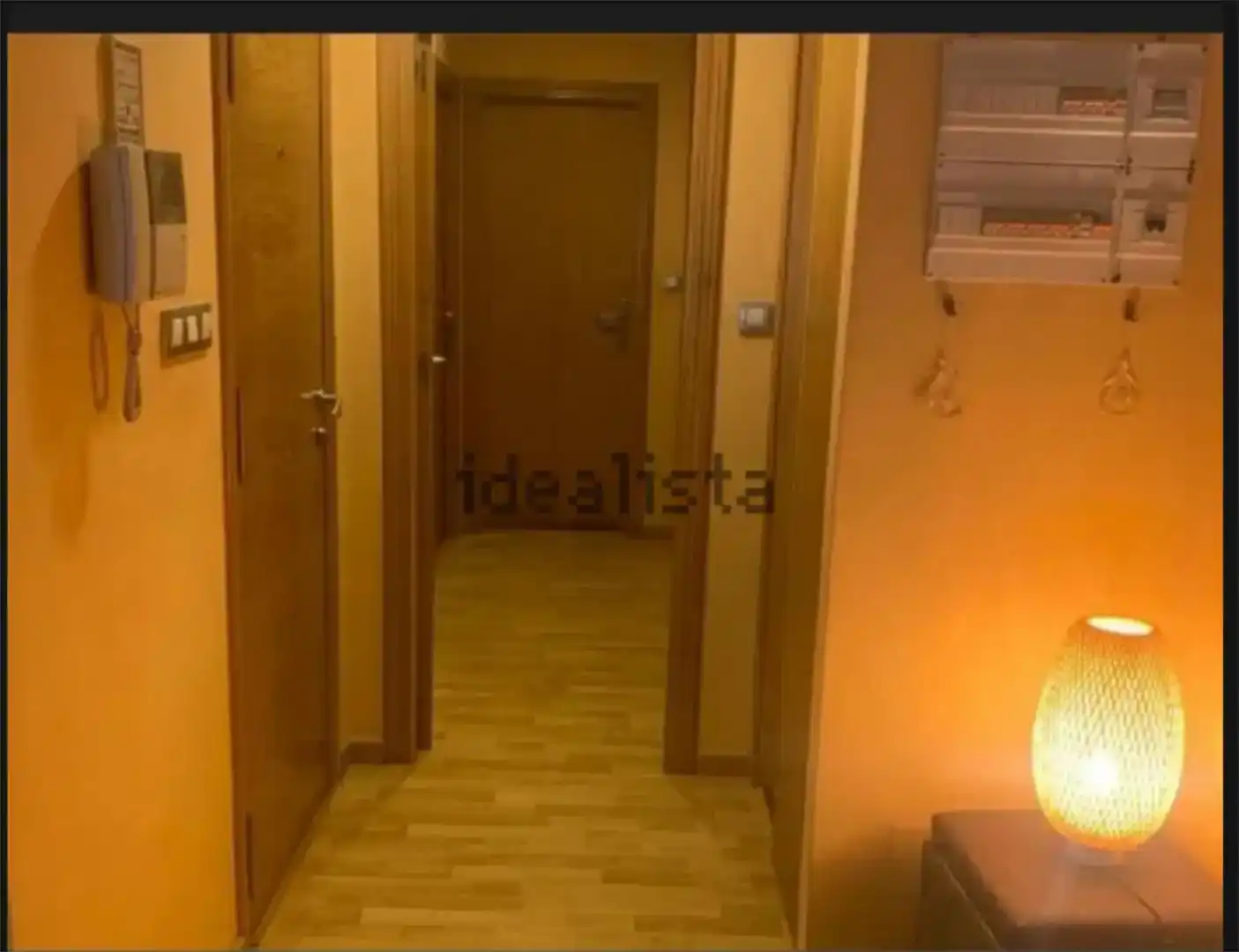 Dormitori de Apartament en venda en Viveiro amb Balcó