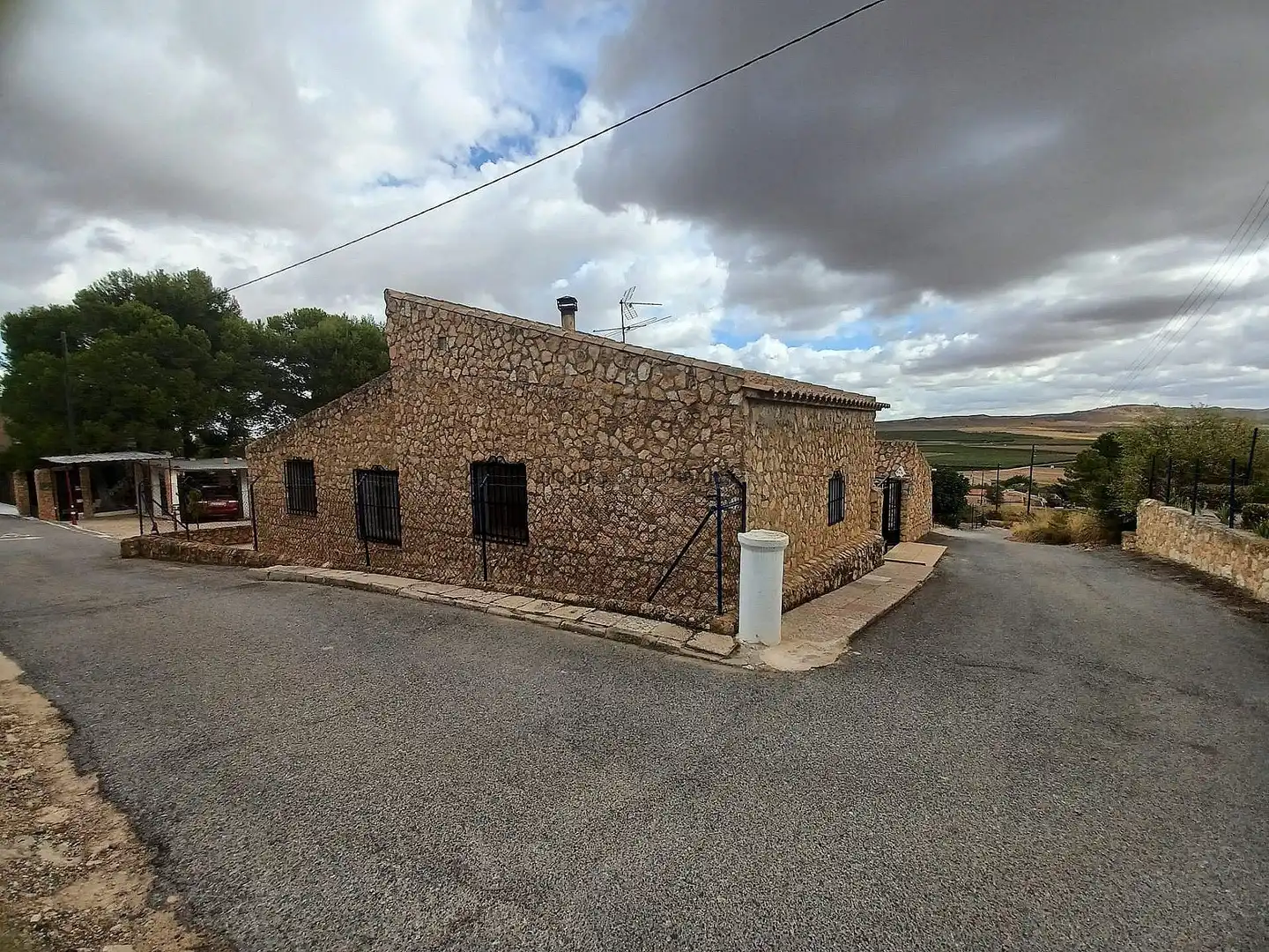 Vista exterior de Finca rústica en venda en Yecla
