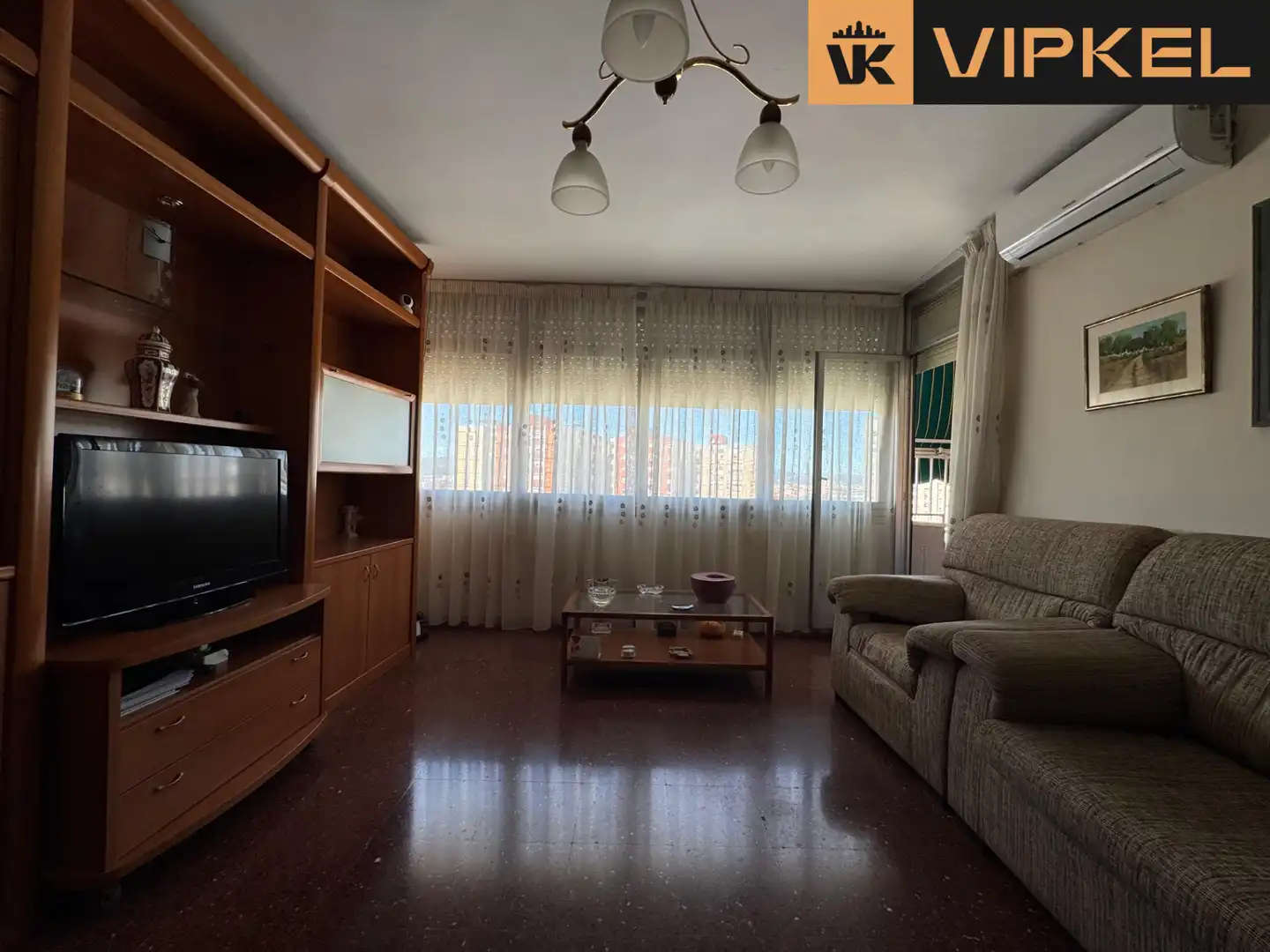 Wohnzimmer von Wohnung zum Verkauf in Cornellà de Llobregat mit Klimaanlage, Heizung und Terrasse