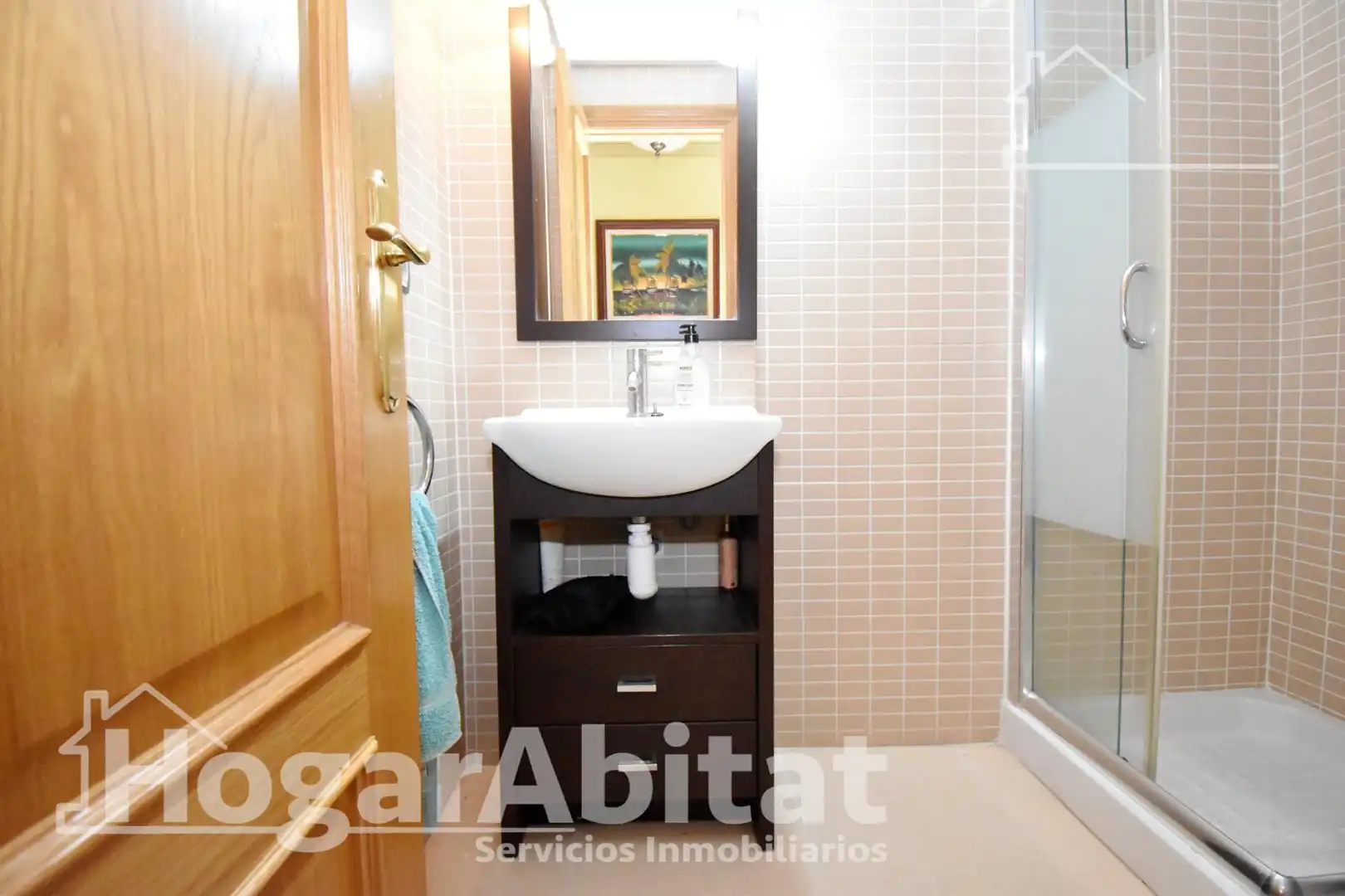 Baño de Casa adosada en venta en Almazora / Almassora con Aire acondicionado, Calefacción y Terraza