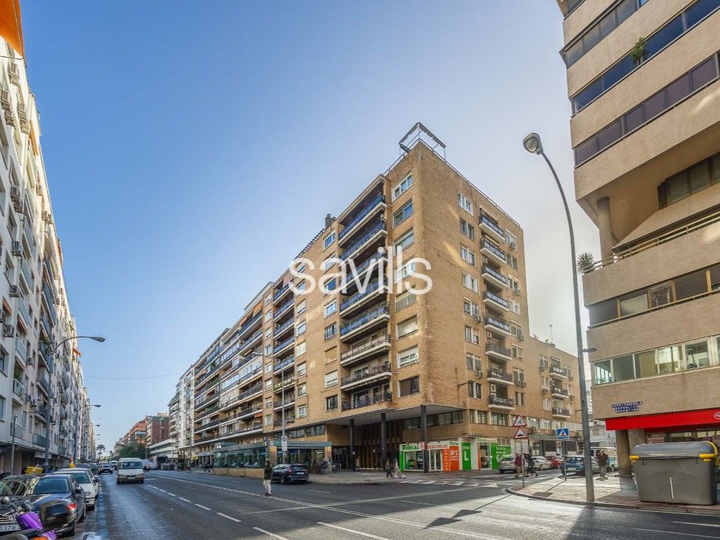 Vista exterior de Apartament en venda en  Sevilla Capital
