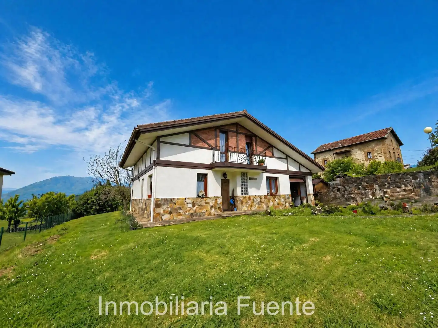 Vista exterior de Casa o chalet en venta en Sopuerta con Calefacción, Jardín privado y Trastero