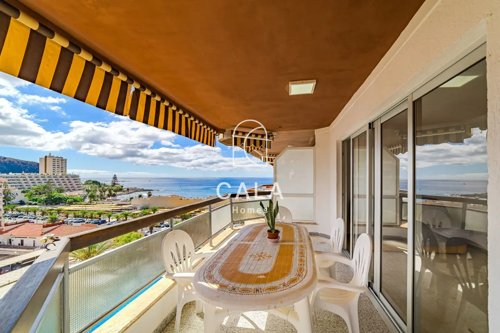 Apartament amb piscina en venda a Juan Carlos I, imagen 3