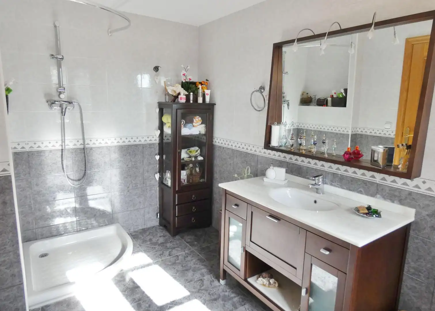 Bany de Casa o xalet en venda en Castellar del Vallès amb Balcó