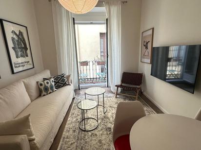 Living room of Flat to rent in  Madrid Capital  with Heating and Balcony