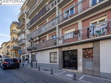 Pis amb ascensor en venda a Calle MOLINOS