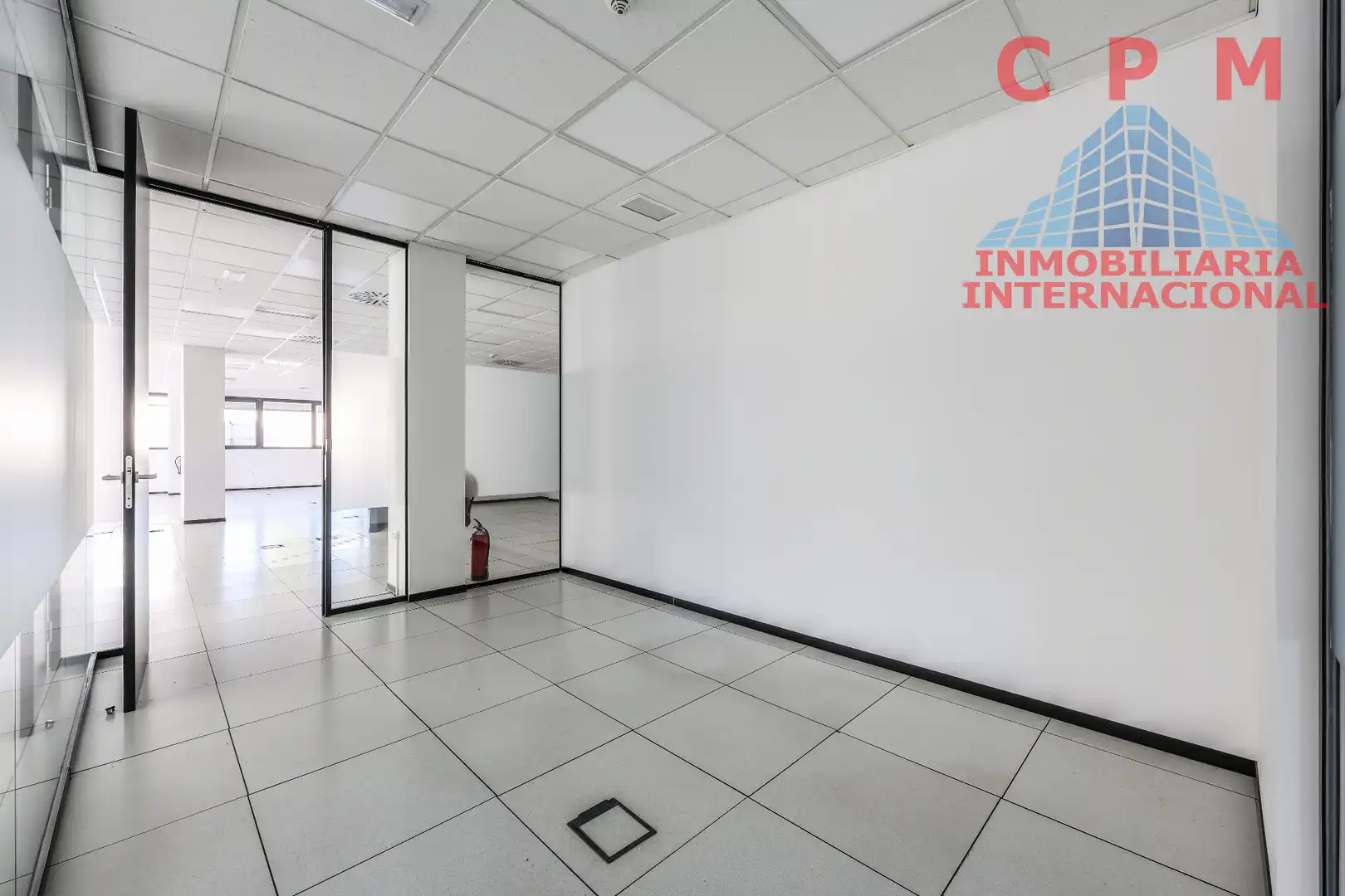 Oficina de lloguer en Madrid amb Aire condicionat, Calefacció i Alarma
