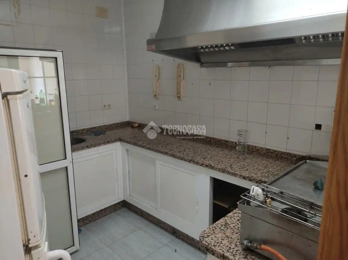 Kitchen of Flat for sale in Montilla, Córdoba