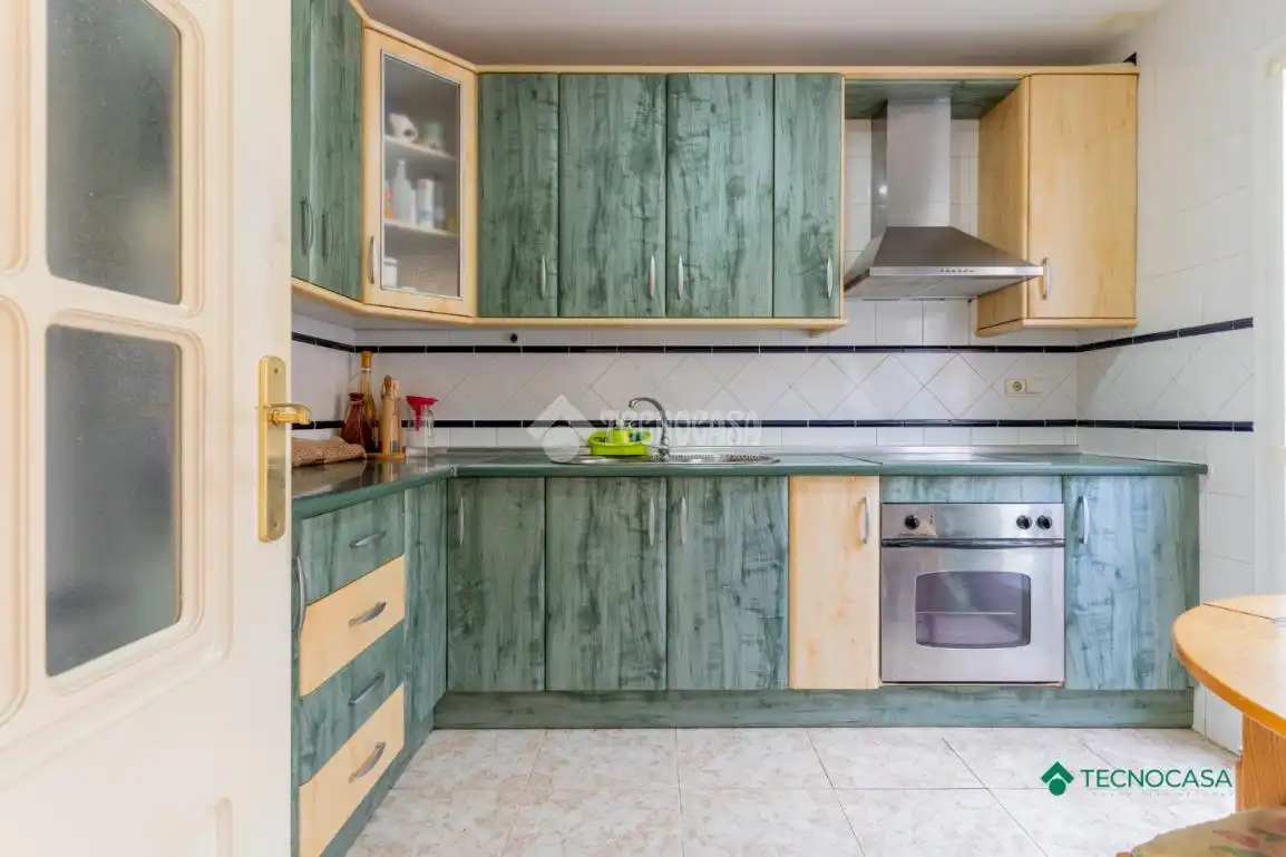 Kitchen of Detached homes for sale in Roquetas de Mar  with Air Conditioner and Terrace