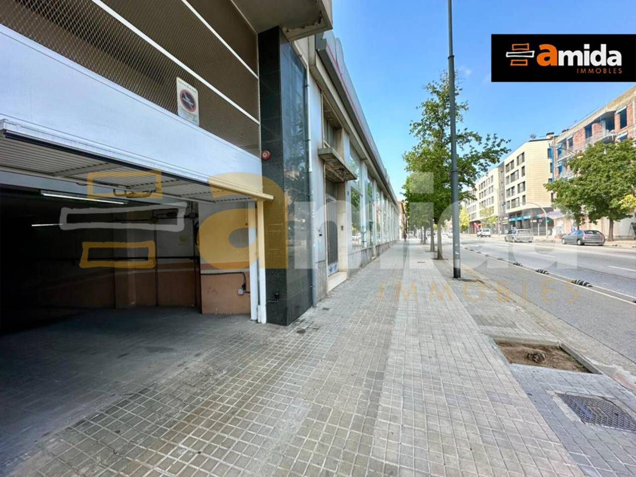 Exterior view of Garage for sale in Sabadell