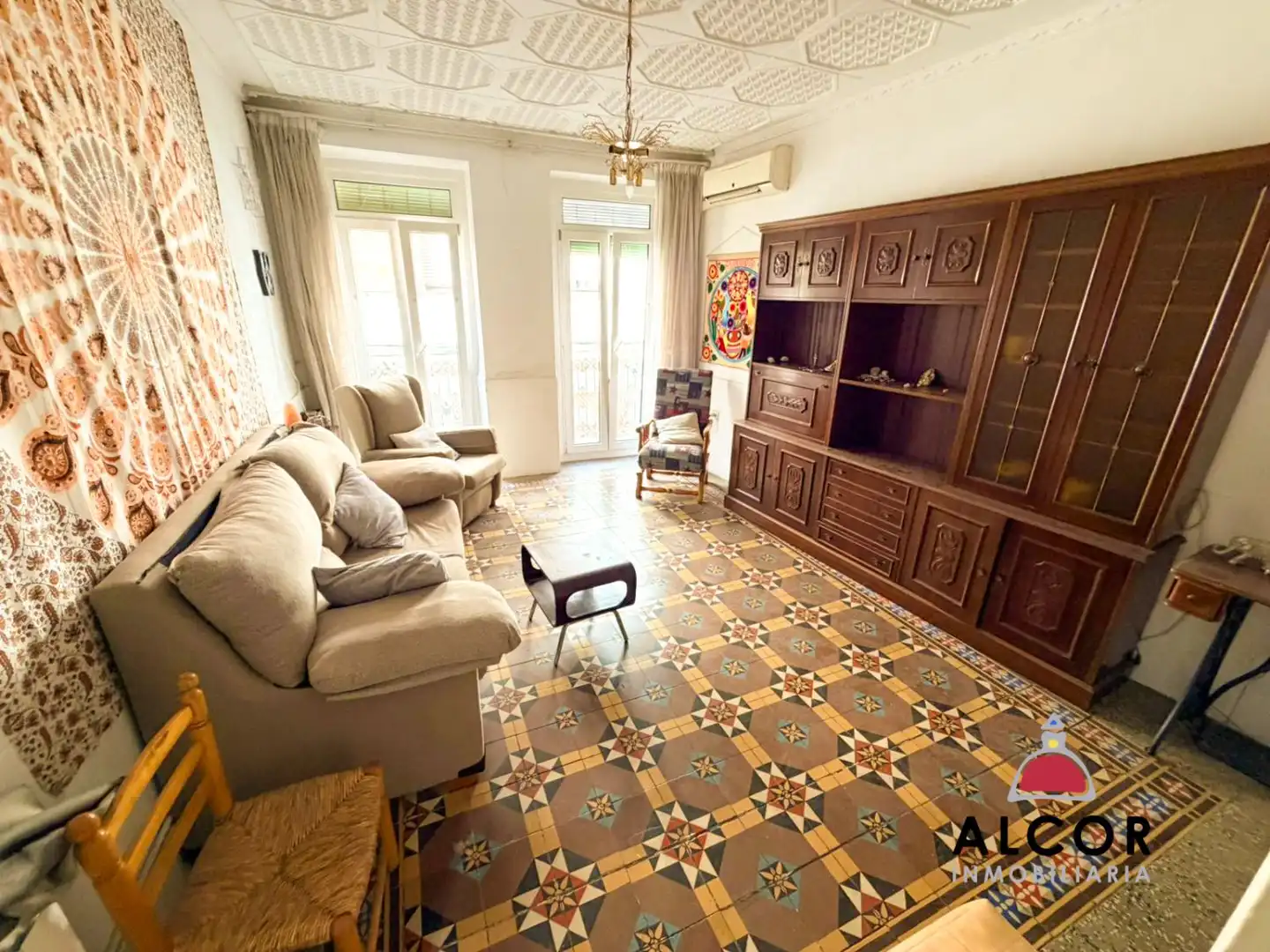 Casa con terrazza in vendita a Casco Urbano