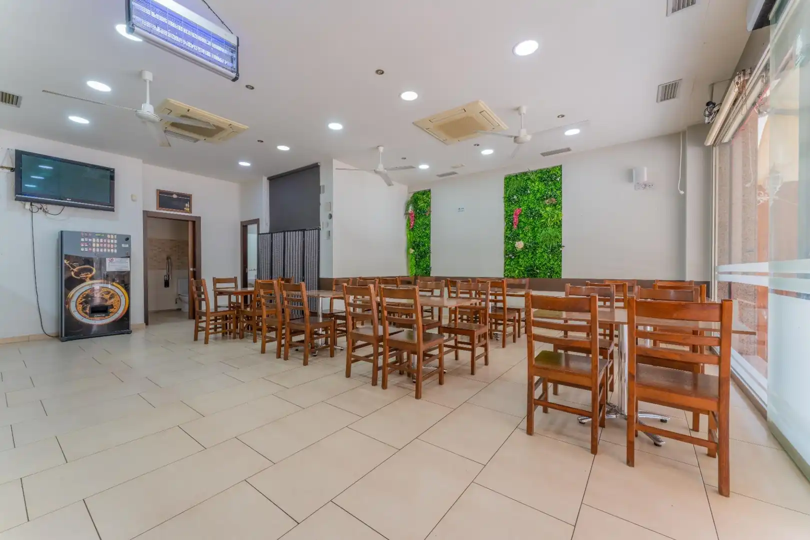 Local comercial en venta en Las Bayas, imagen 14