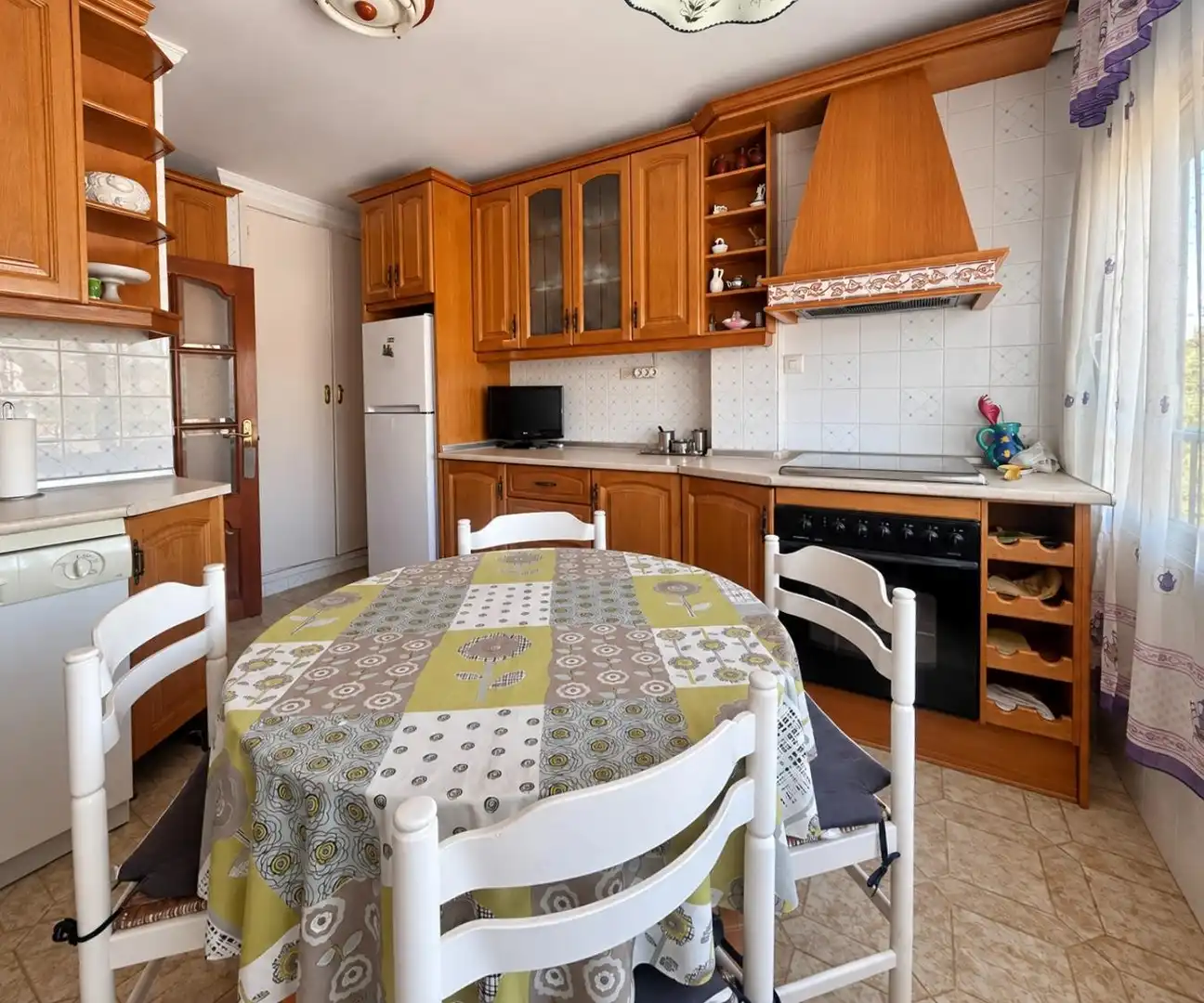 Appartamento con ascensore in vendita a Avenida de Juan Sebastián Elcano, imagen 5