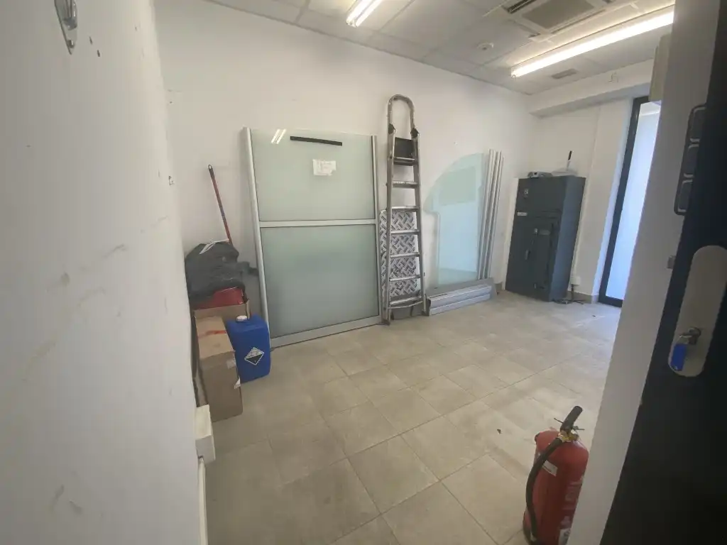 Local comercial de lloguer a Patxita Etxezarreta Kalea 2, imagen 9