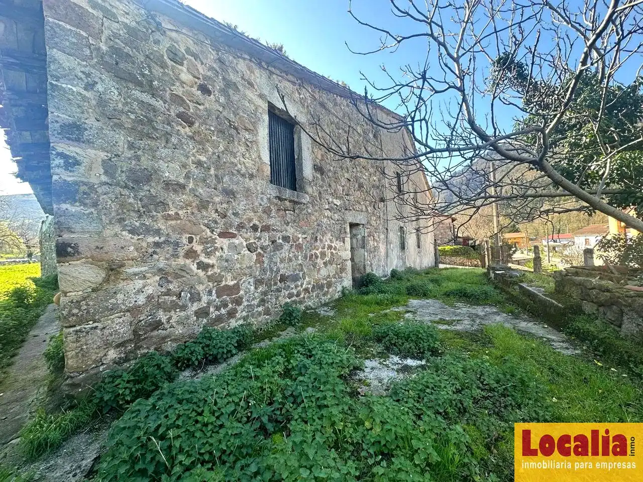 Terreni e lotti in vendita a Los Corrales de Buelna, imagen 2