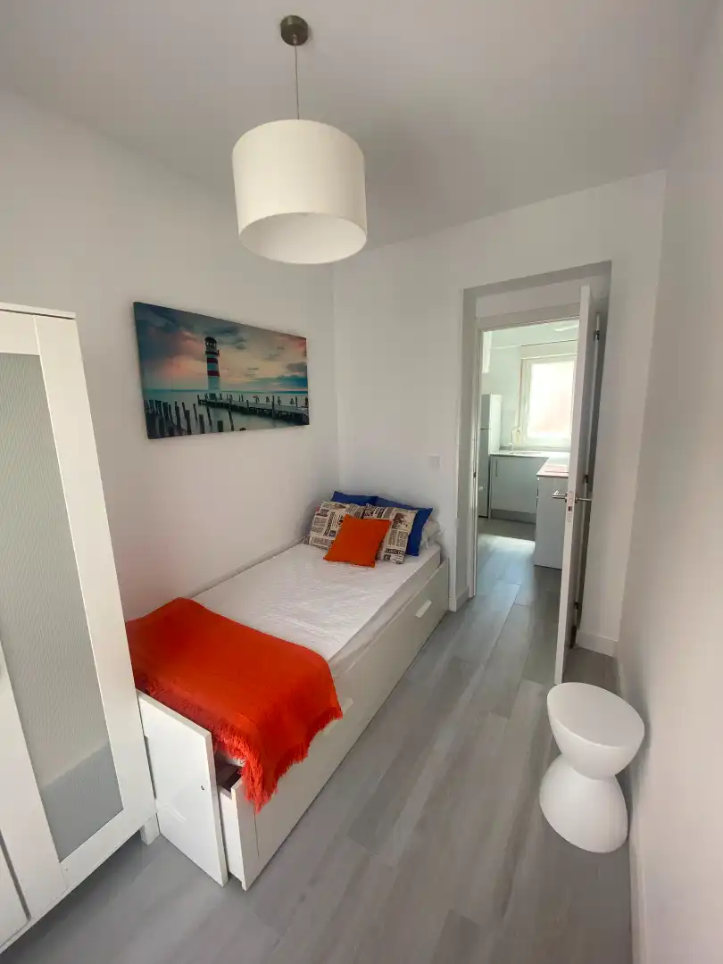 Bedroom of Flat for rent in Madrid  with Air Conditioner, Heating and Parquet flooring