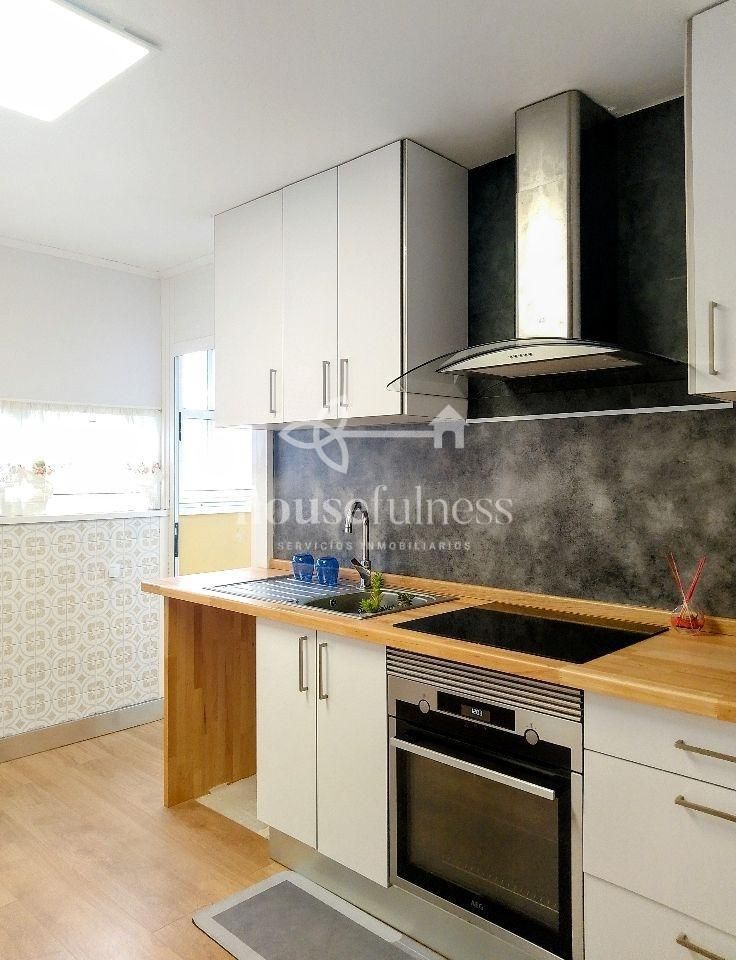 Cocina de Piso en venta en Narón con Calefacción y Domótica