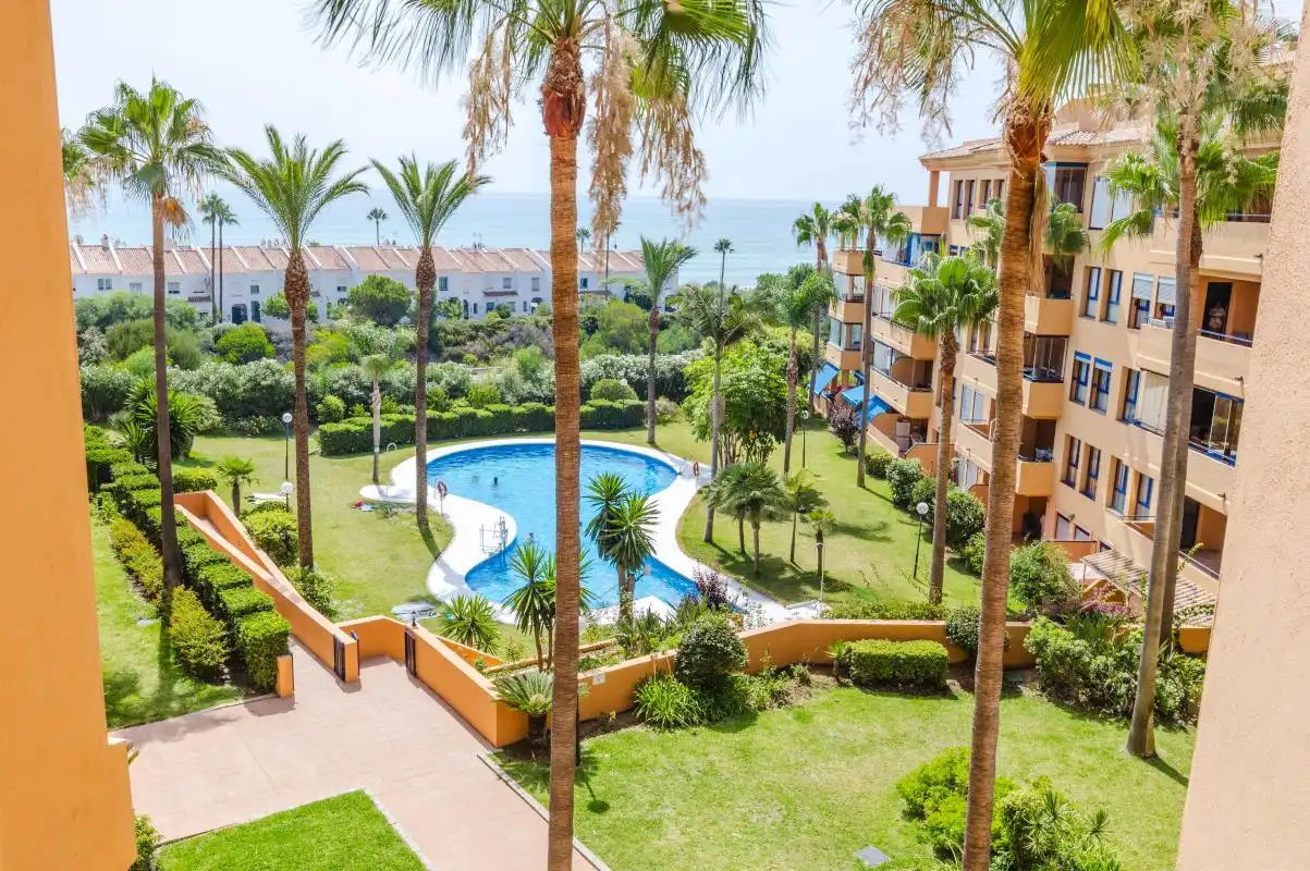 Exterior view of Flat for sale in Manilva  with Air Conditioner, Heating and Terrace
