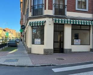 Vista exterior de Local de lloguer en Ávila Capital