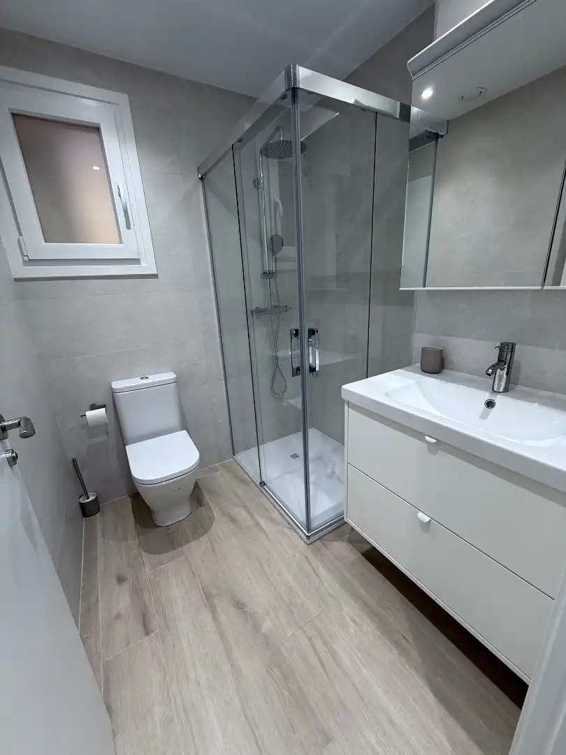 Baño de Piso en venta en Alcalá la Real con Aire acondicionado y Calefacción