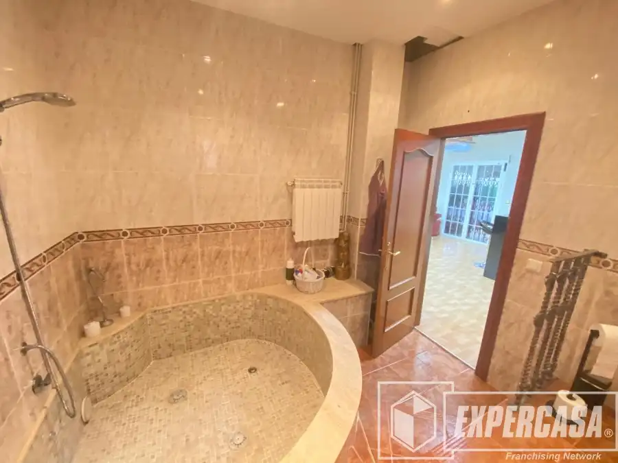 Bathroom of Houses for sale in Torrent  with Air Conditioner, Heating and Terrace