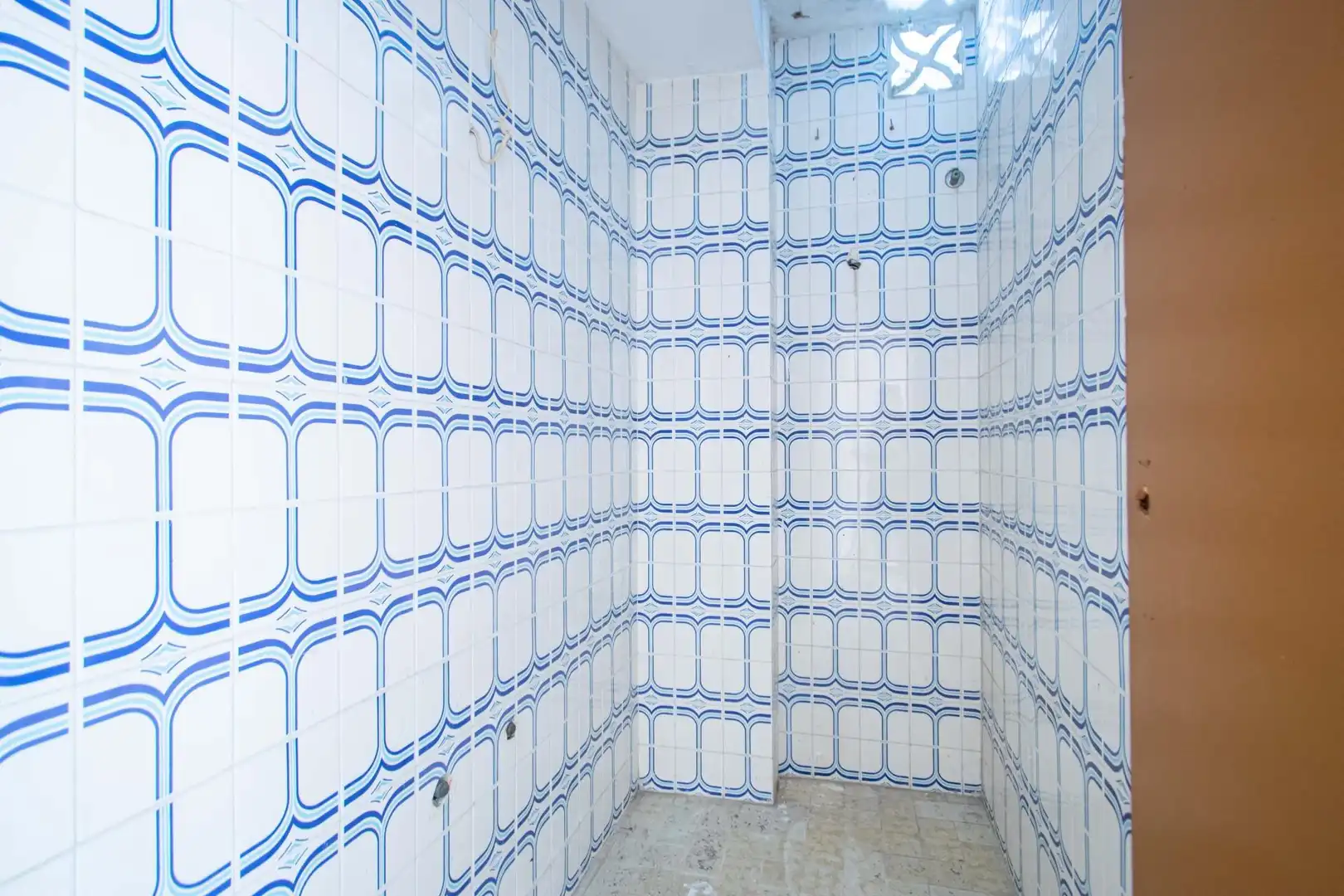 Baño de Casa adosada en venta en Sevilla con Aire acondicionado y Balcón