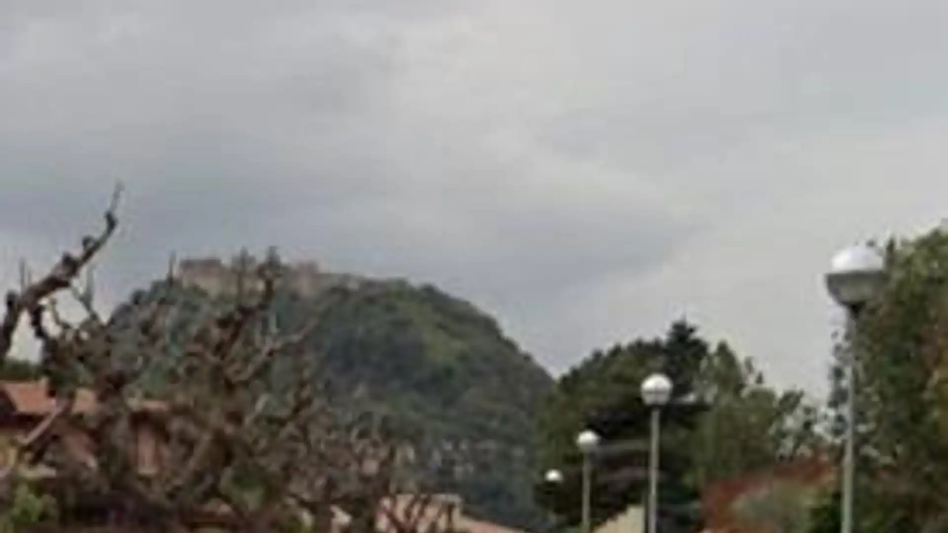 Vista exterior de Casa o chalet en venta en La Pobla de Claramunt con Jardín privado y Piscina comunitaria