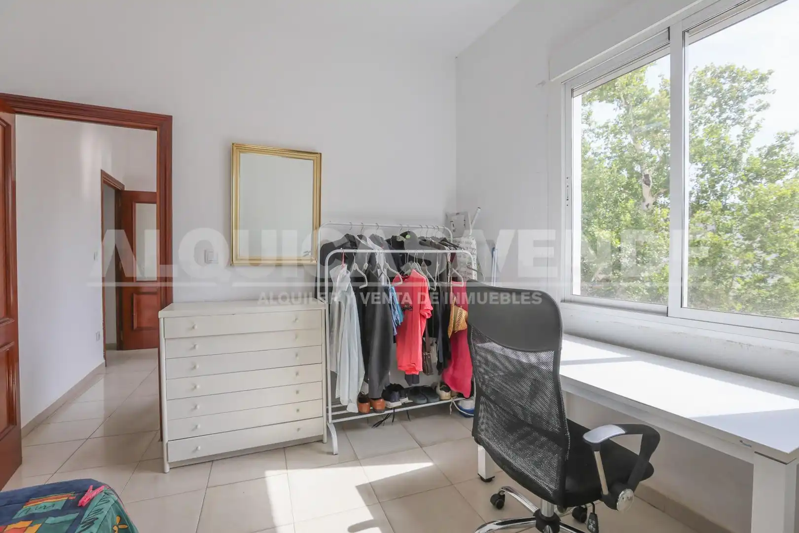 Bedroom of Flat for sale in Sevilla  with Air Conditioner