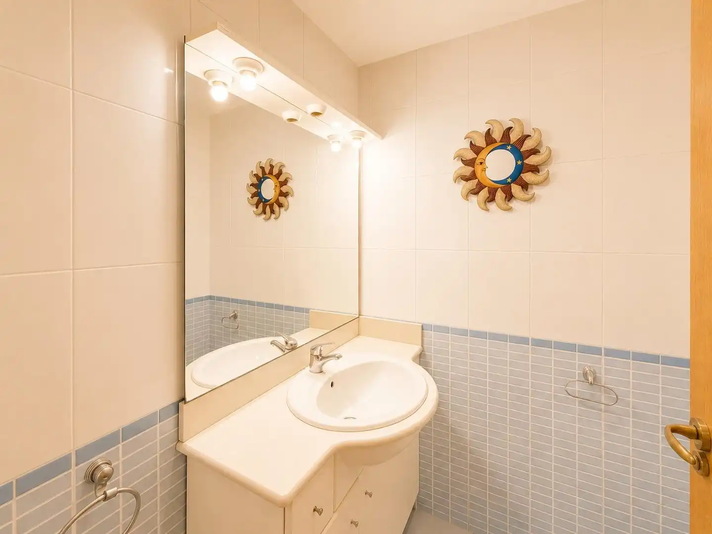 Badezimmer von Wohnung zur Miete in Murcia mit Klimaanlage, Heizung und Abstellraum