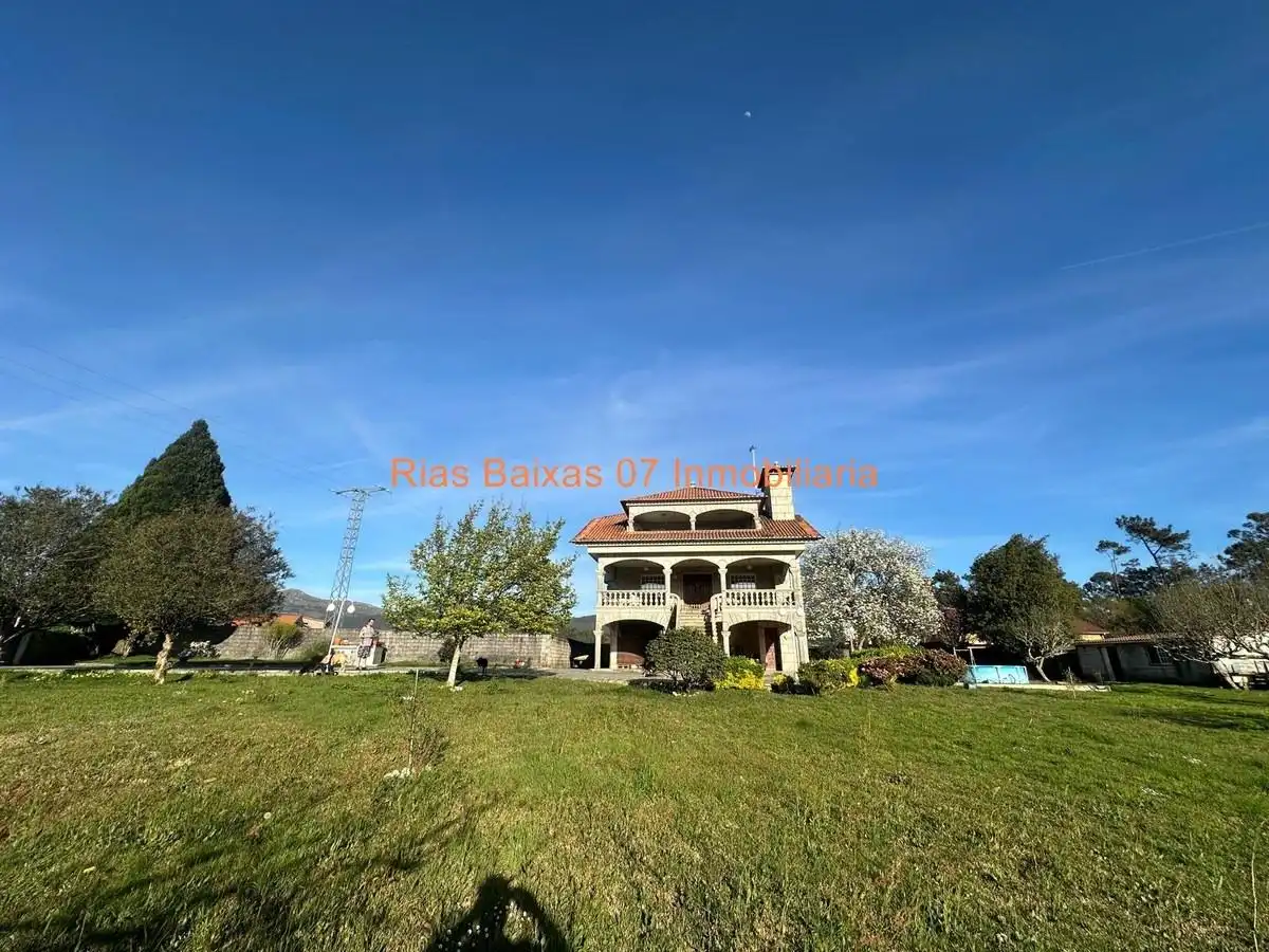 House with garden for sale in Mos, imagen 11