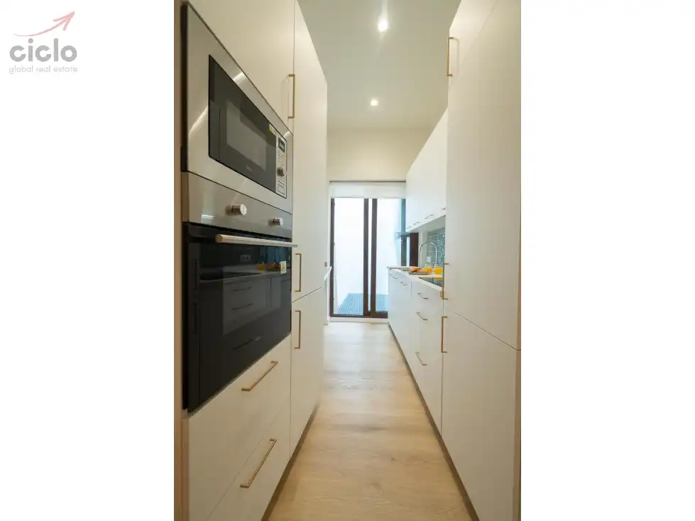 Cocina de Piso de alquiler en Sevilla con Terraza, Piscina y Amueblado