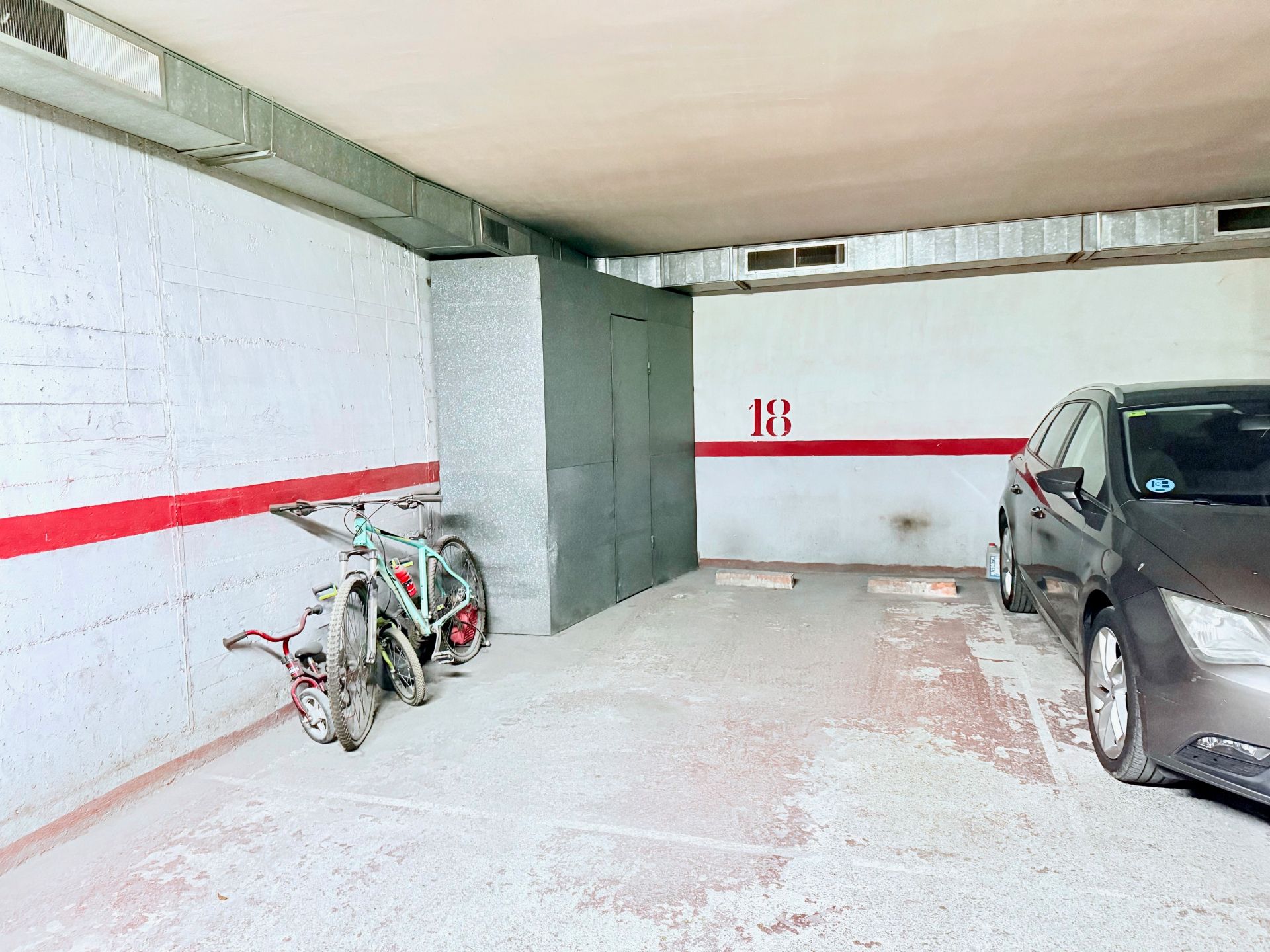 Parking of Garage for sale in Sant Feliu de Llobregat