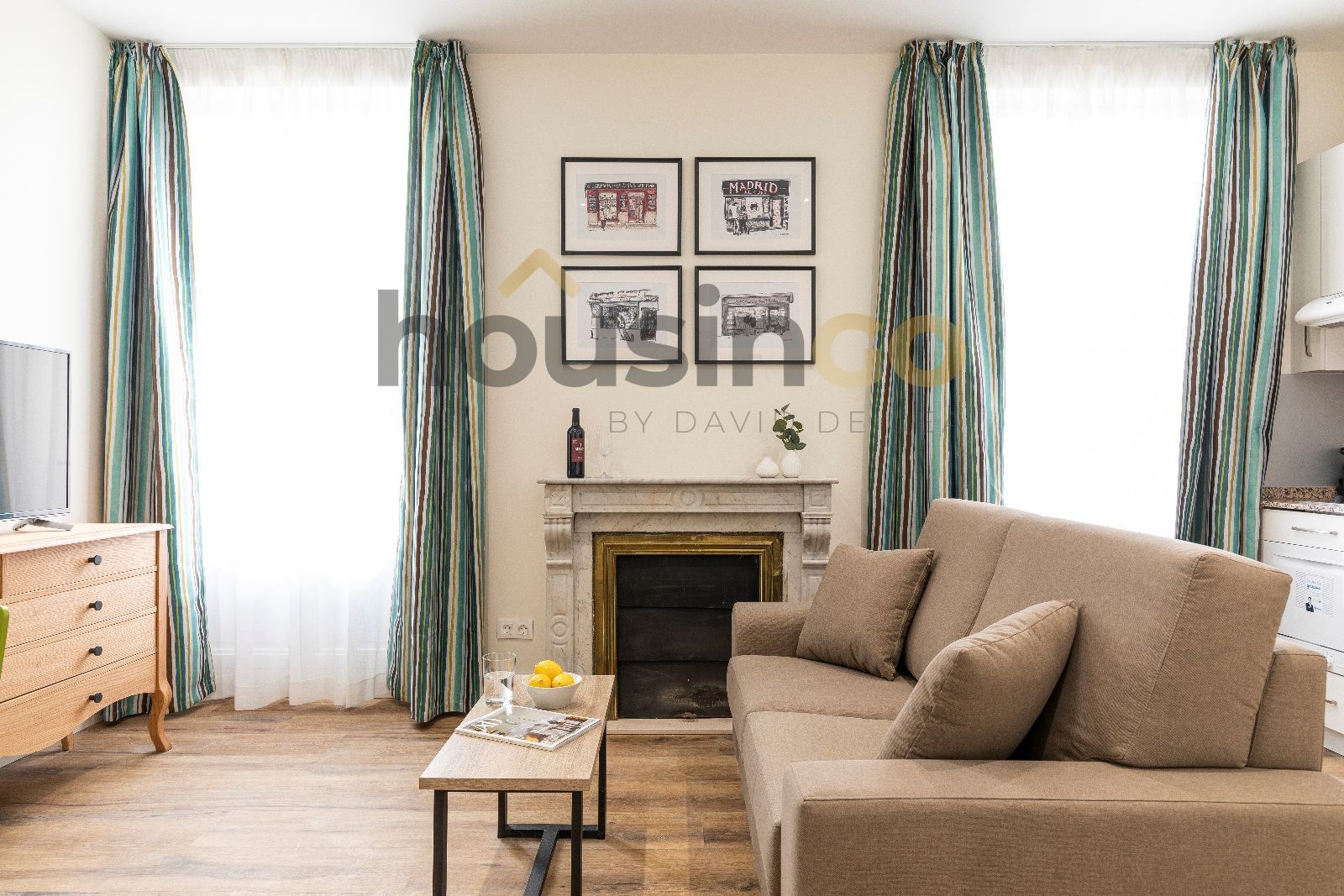 Sala d'estar de Apartament de lloguer en  Madrid Capital amb Aire condicionat, Calefacció i Parquet