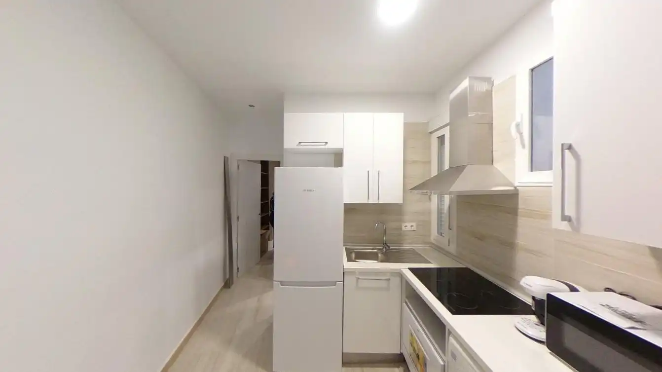 Flat to rent in Calle del Marqués de Mondéjar, imagen 2