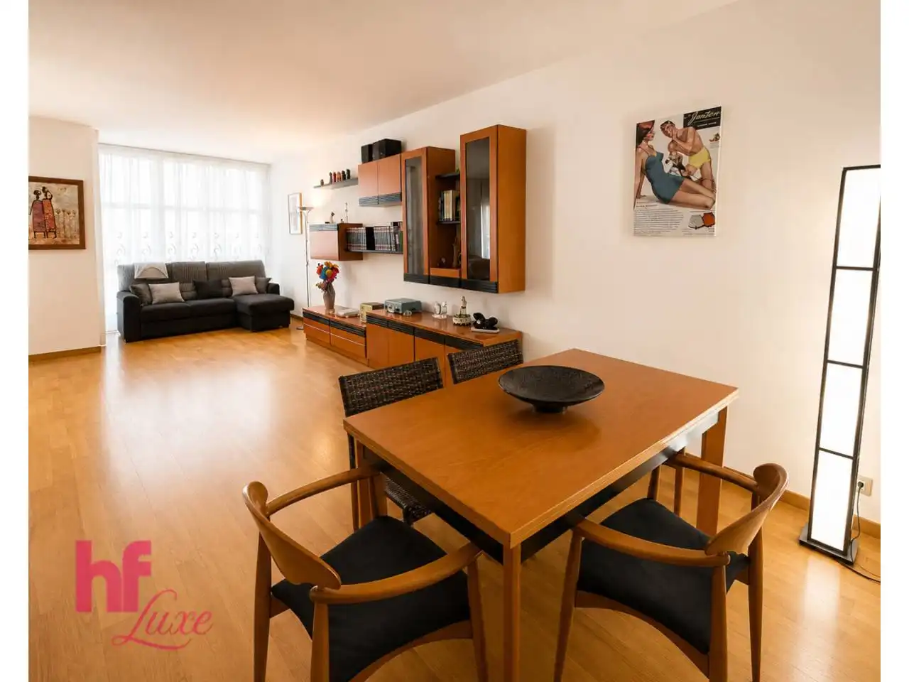 Flat with terrace for sale in Calle de Vilamarí