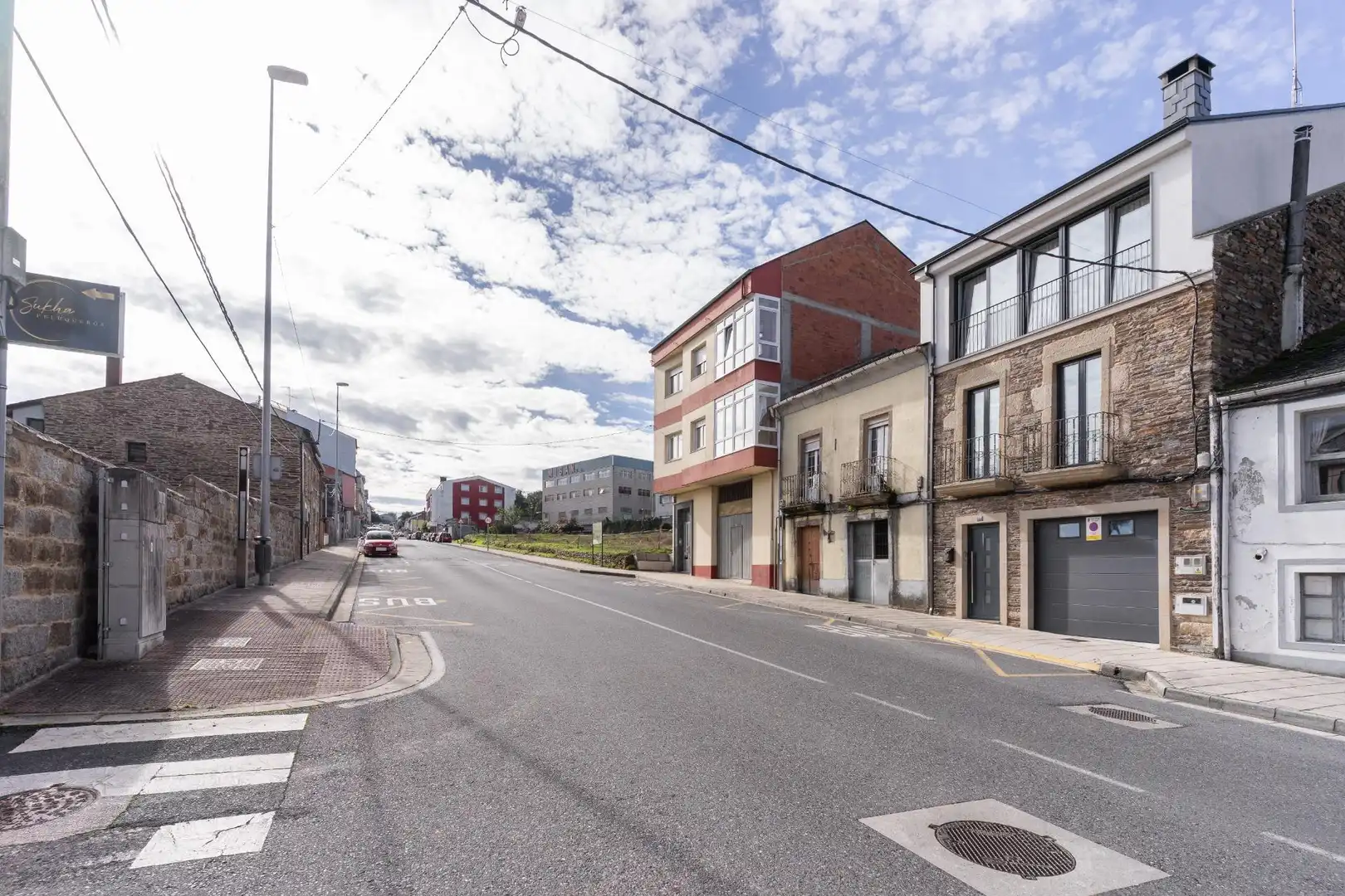 Vista exterior de Casa o chalet en venta en Lugo con Calefacción, Jardín privado y Jacuzzi