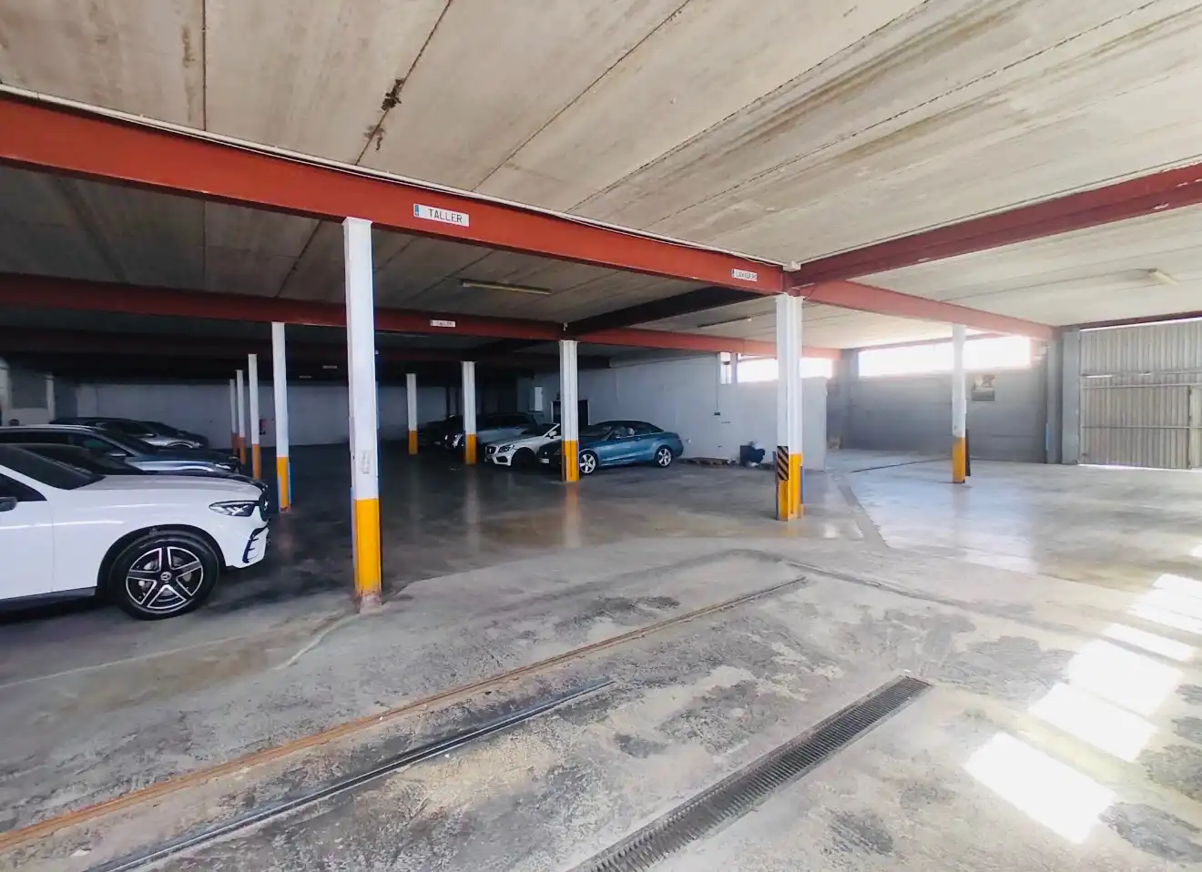 Parking of Industrial buildings for rent in Benissa