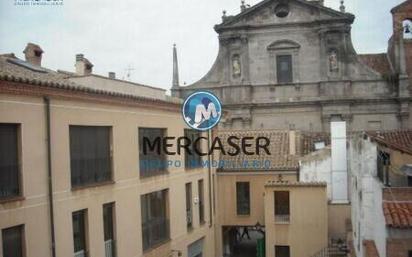 Vista exterior de Pis de lloguer en Alcalá de Henares amb Aire condicionat