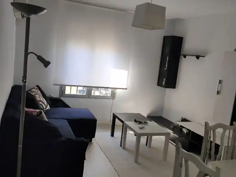Wohnzimmer von Wohnung zur Miete in Plasencia mit Klimaanlage