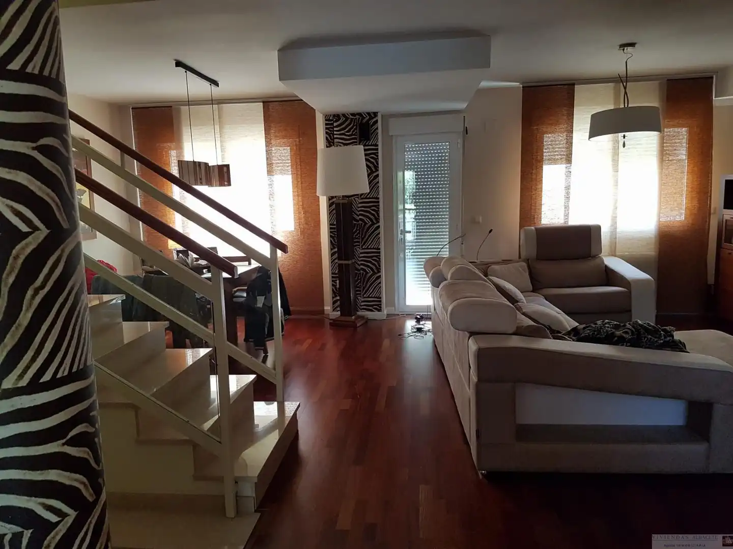 Living room of Houses for sale in Albacete  with Air Conditioner, Heating and Parquet flooring
