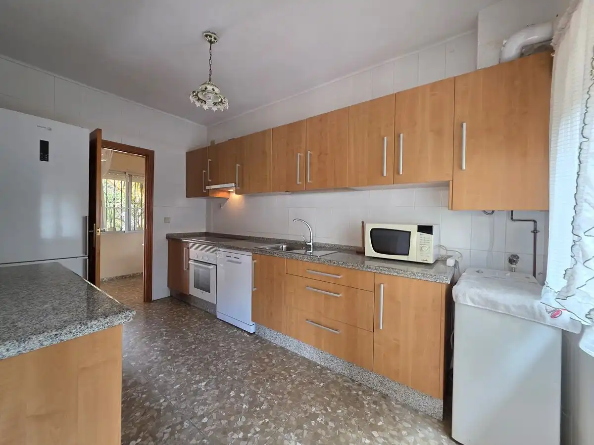 Chalet con piscina en venta en Palomares del Río, imagen 16