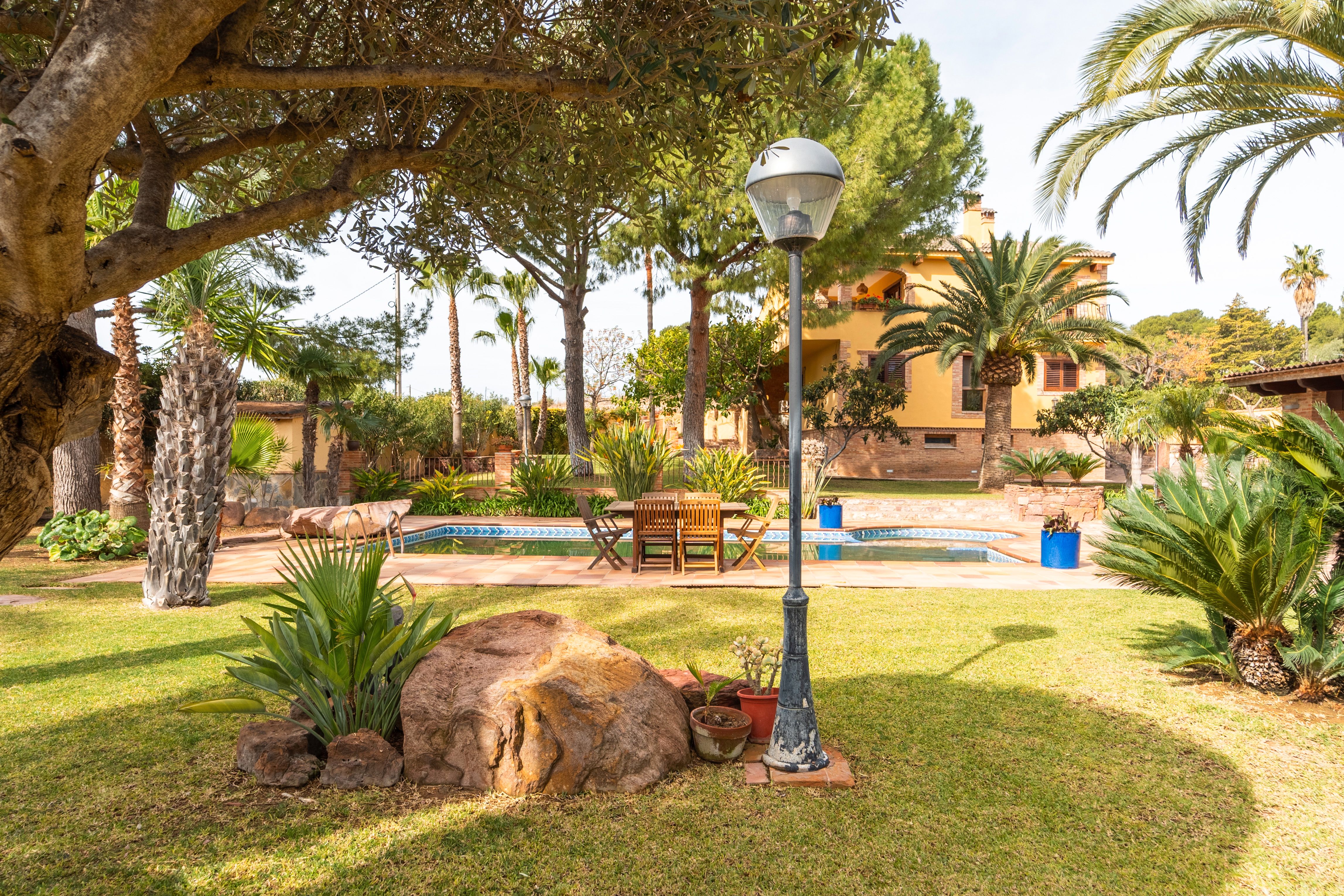 Garden of House or chalet for sale in Náquera  with Air Conditioner, Heating and Private garden