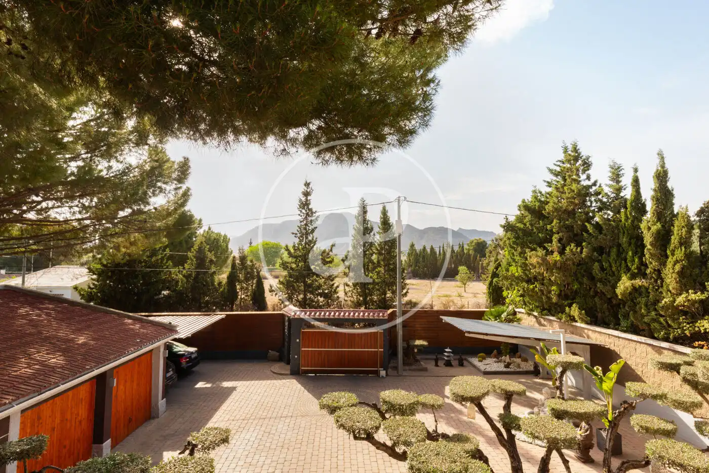 Jardín de Casa o chalet en venta en Elda con Aire acondicionado, Calefacción y Jardín privado